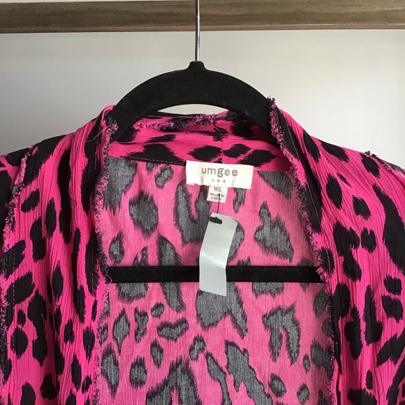 Umgee Hot Pink Animal Print Kimono NWT - Picture 3 of 16